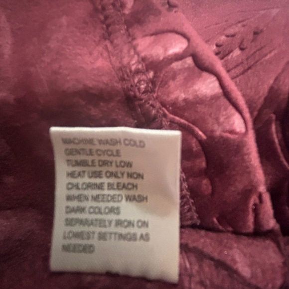 Miss Elaine 2X Wine Embossed Full Zip Caftan Luxe Lounge Gown Housecoat Robe - Picture 5 of 6